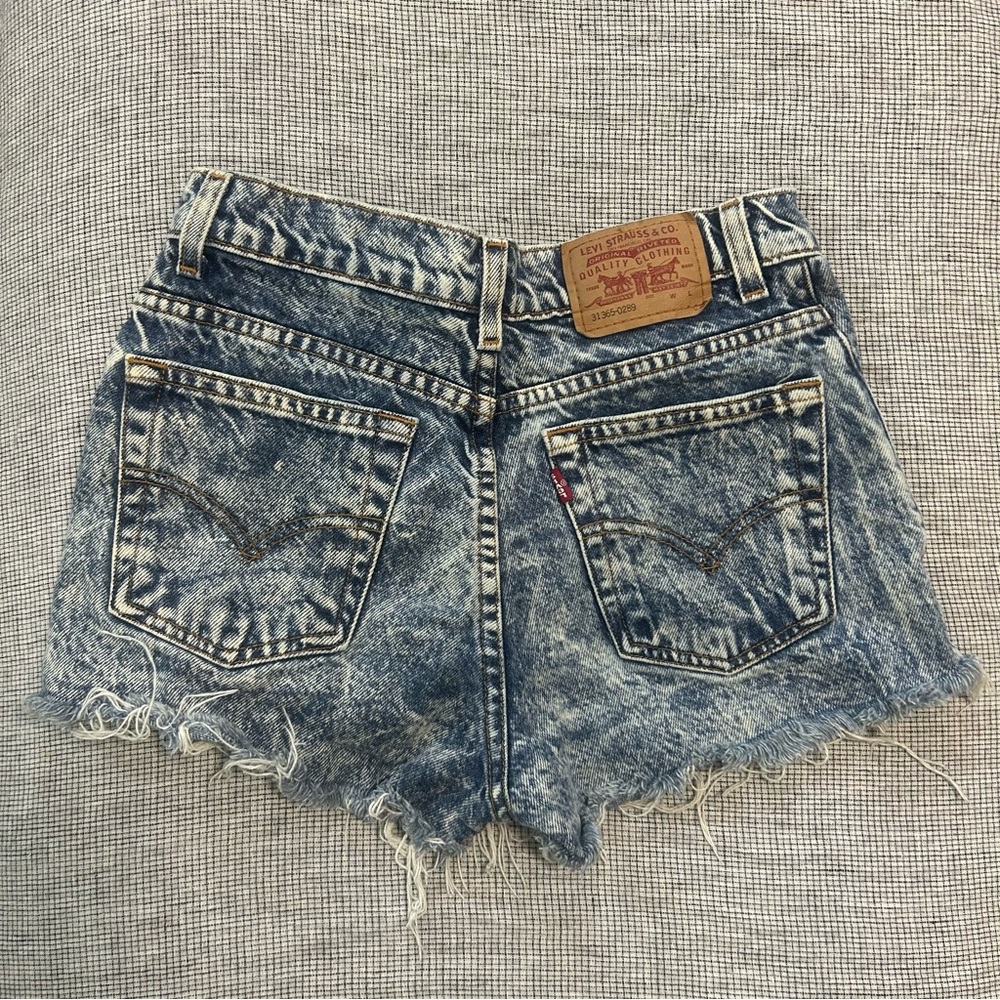 Levi’s Distressed Acid Washed Midrise Jean Shorts